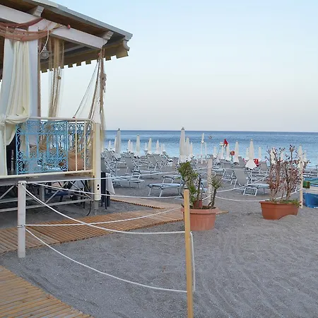 Taormina Apartahotel 3*