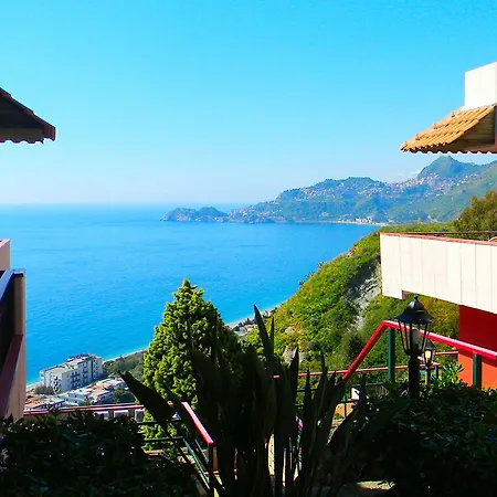 Taormina Lägenhetshotell 3*
